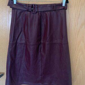 Office Siren Burgundy Faux Leather Belted Skirt Petite 4 – Ann Taylor Factory